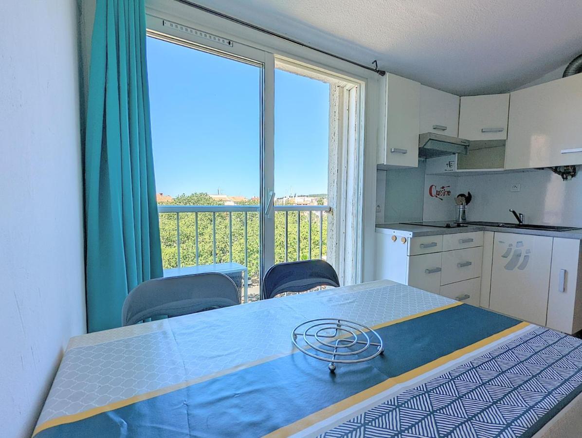 Proche Port Et Avec Wifi Et Climatisation *
