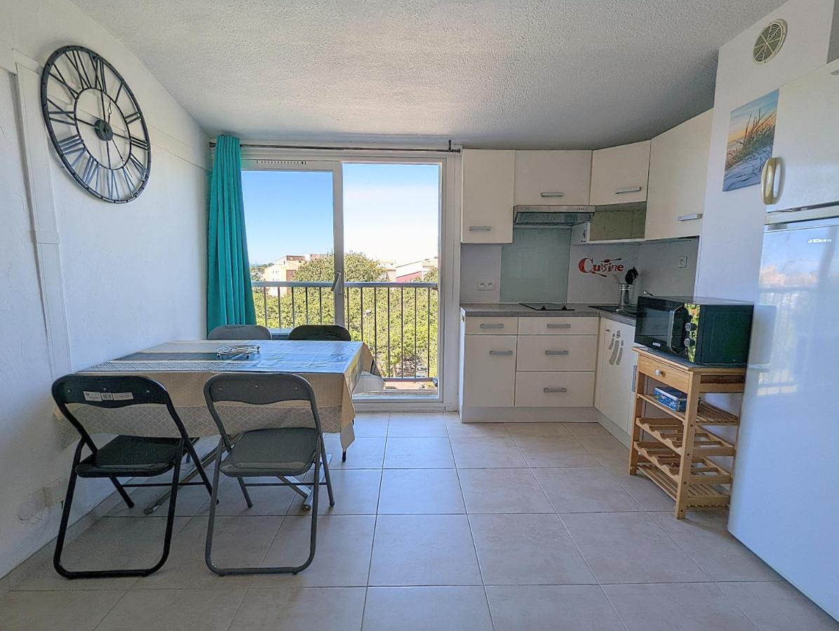 Proche Port Et Avec Wifi Et Climatisation Apartment